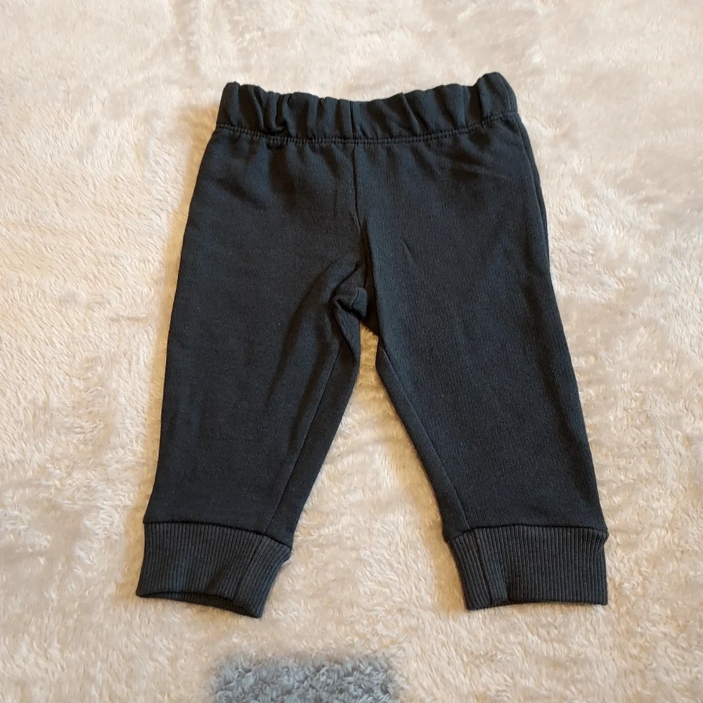 Carter’s Boys 3 Piece Set Onsie Vest Pants 6 months
